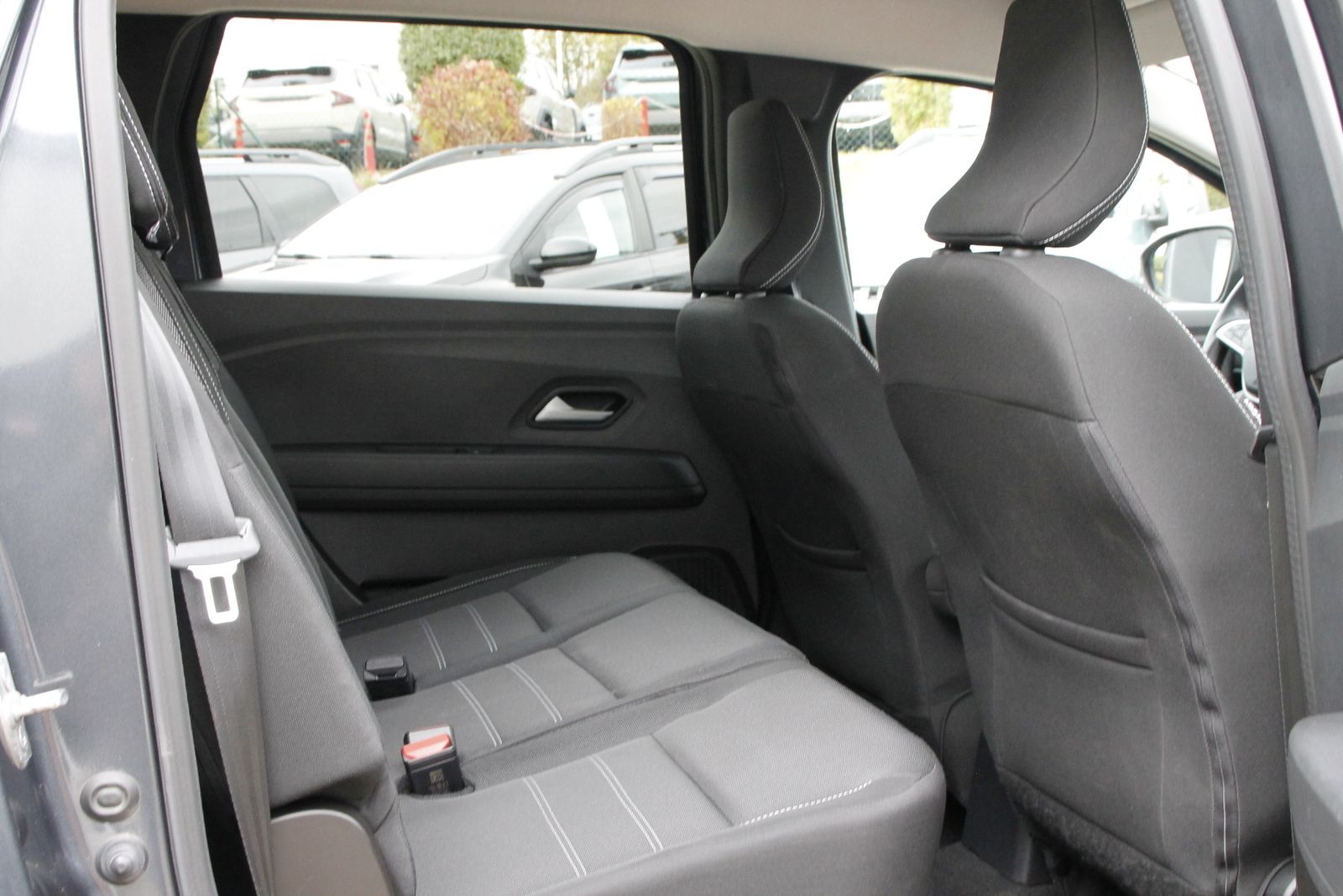 Fahrzeugabbildung Dacia Jogger Expression TCe 100 ECO-G