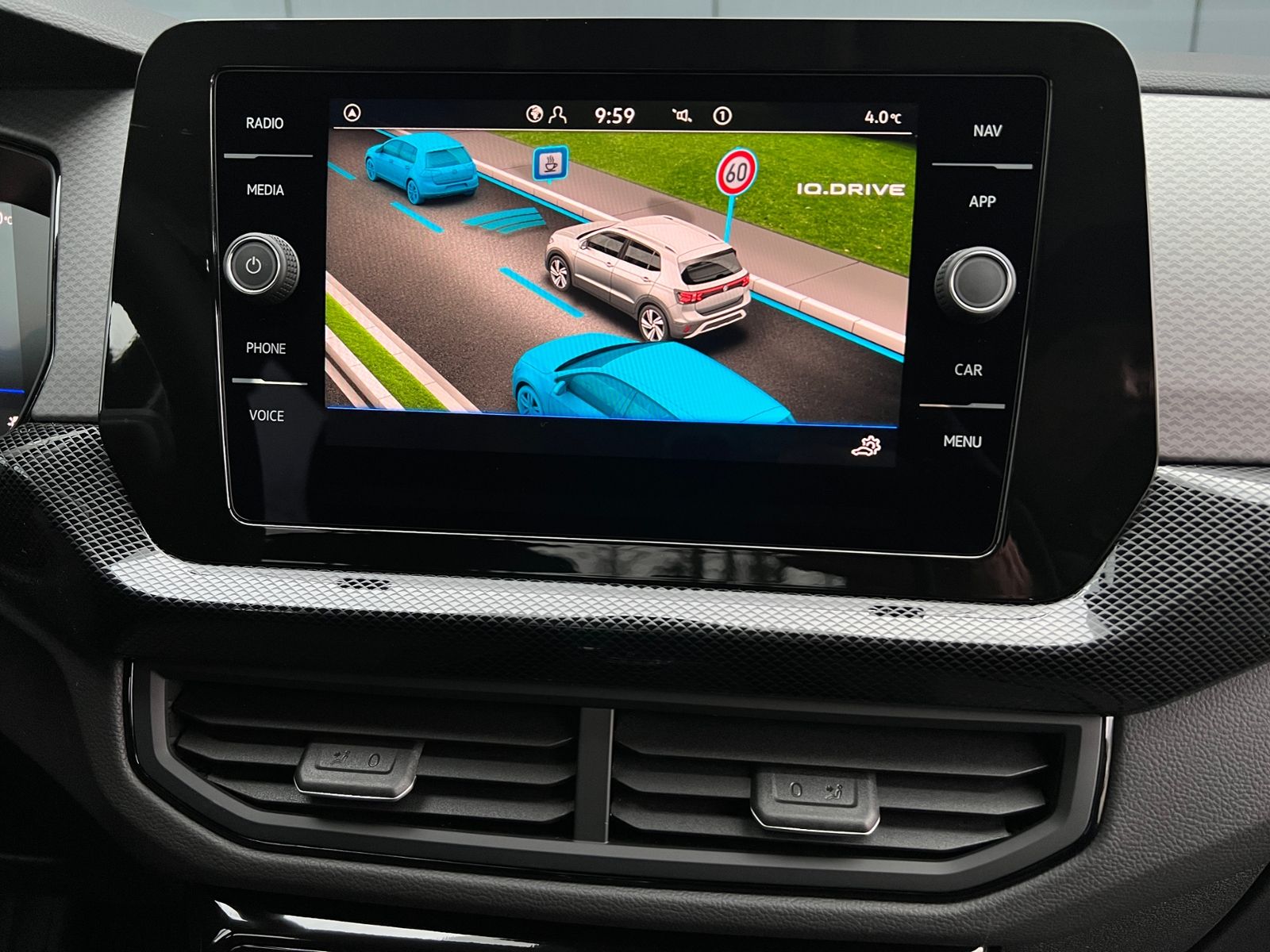 Fahrzeugabbildung Volkswagen T-Cross Life 1.0 TSI DSG *IQ.Light, ACC, App-Con