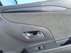 Fahrzeugabbildung Opel Corsa F e Ultimate Pano, RFK, Tot-Winkel-Warner