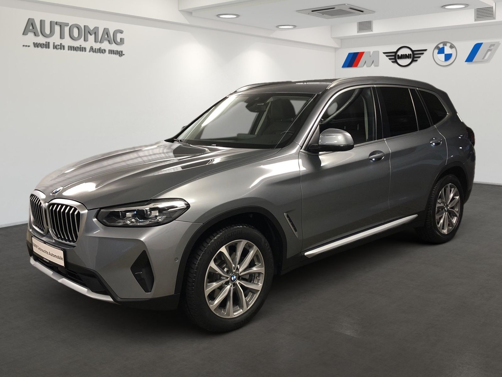 BMW X3 xDrive20i DrivAss*ParkAss*Standheizung*AHK*Ak