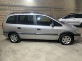 Opel Zafira 1.8 Elegance Automatik 7-Sitzer Klima SD - Opel Zafira: Elegance