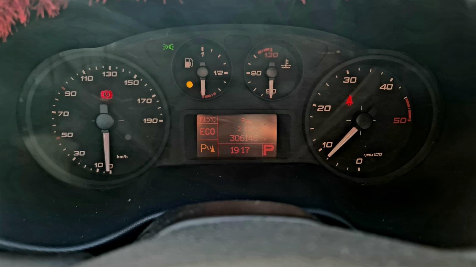 Iveco Daily Neue MOTOR TUV Neu IS35SC2AA MaxiRS 4100mm
