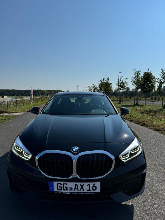 Image of BMW 120