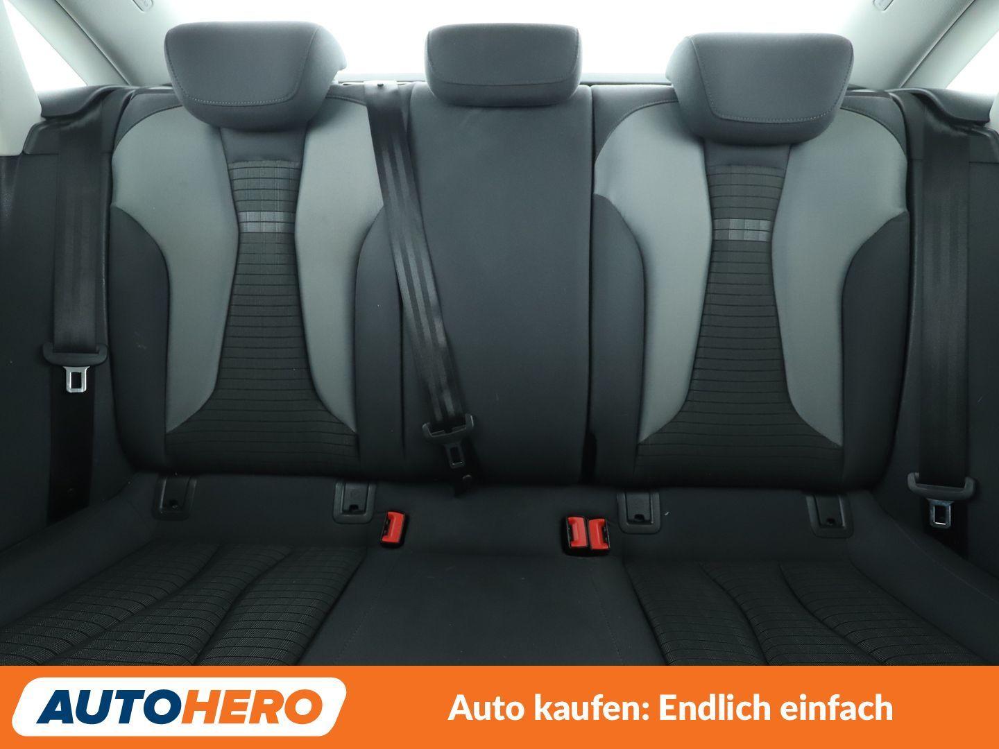 Audi A3 Limousine 1.4 TFSI ACT ultra Ambition*NAVI*
