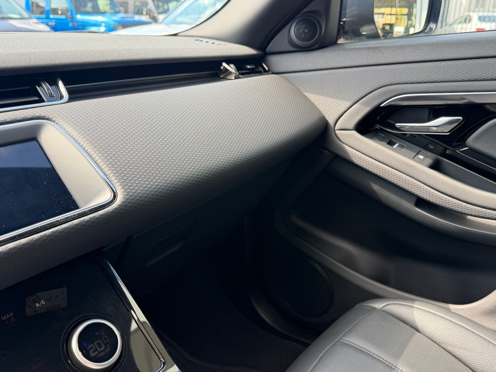 Fahrzeugabbildung Land Rover Range Rover Evoque S Hybrid /R-DYNAMIC/PANO/KAM