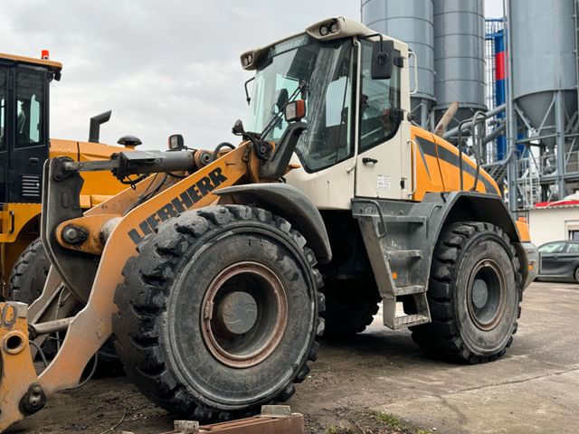 Liebherr L538