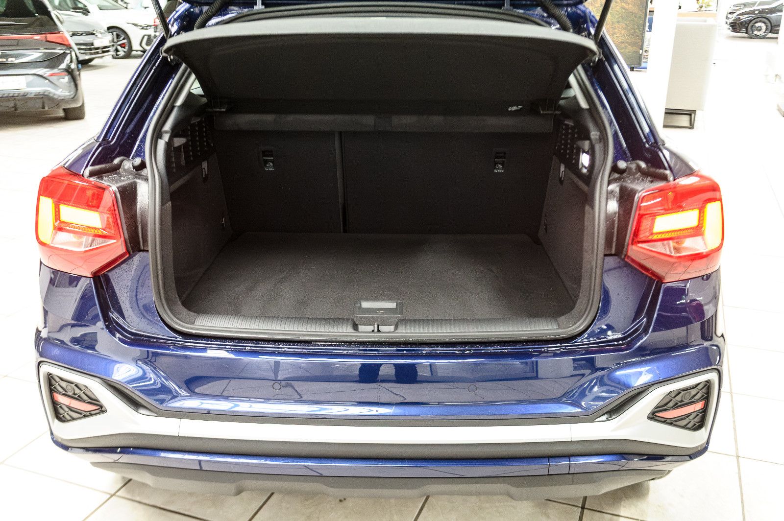 Fahrzeugabbildung Audi Q2 35 TFSI S line 1.5 S-Tronic LED+KAM+VIRTUAL