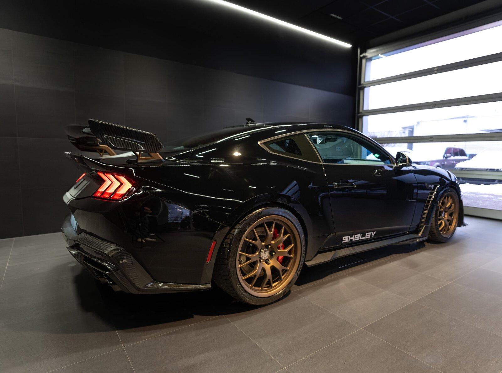 Ford SHELBY Supersnake 5.0l V8 830+HP Dynamic Perfor.