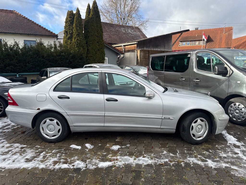 Angebot ansehen Mercedes-Benz C 180