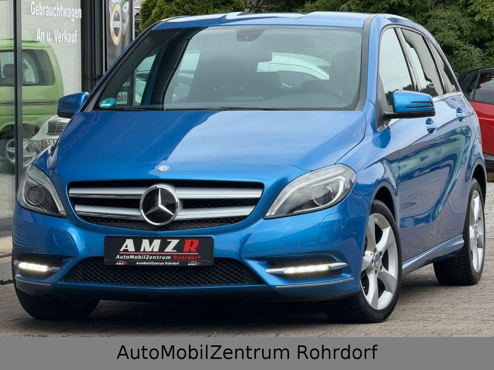 Mercedes-Benz B180 *AUTOMATIK*EU6*LED*XENON*NAVI*LEDER*SHZ*PDC