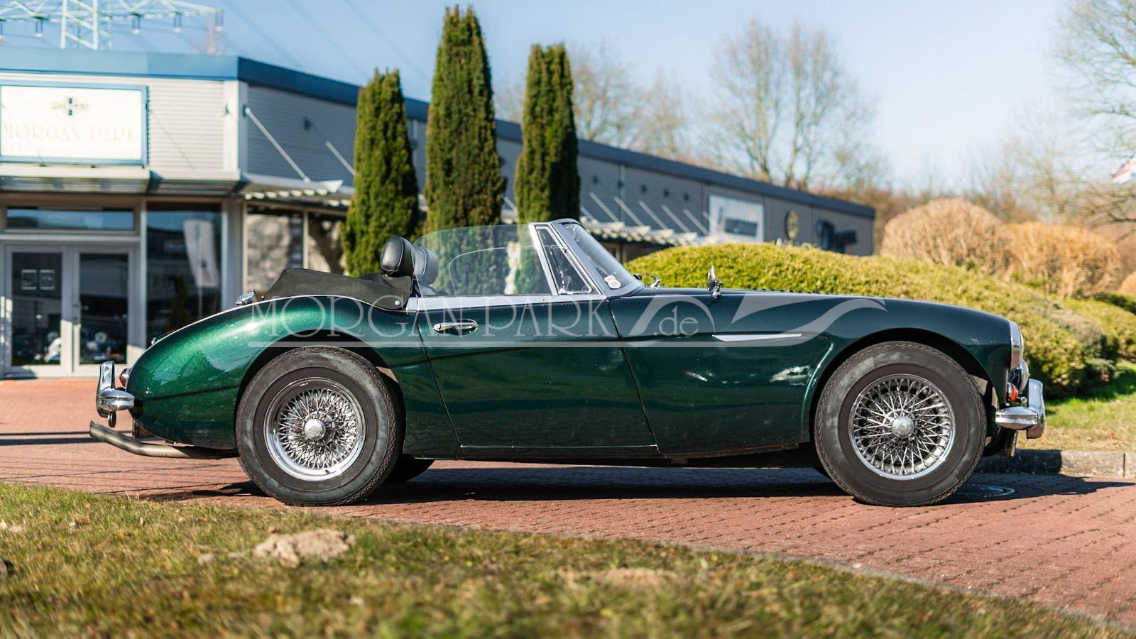 Fahrzeugabbildung Austin Healey BJ8  3000 MK III 1964   Lesen Sie den Text !