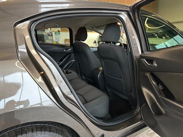 MYAUTOCENTER – Gebraucht- und Jahreswagen mit Werkstattservice in Pfaffenhofen Mazda 3 Lim. Exclusive-Line *LED*PDC*Klima*