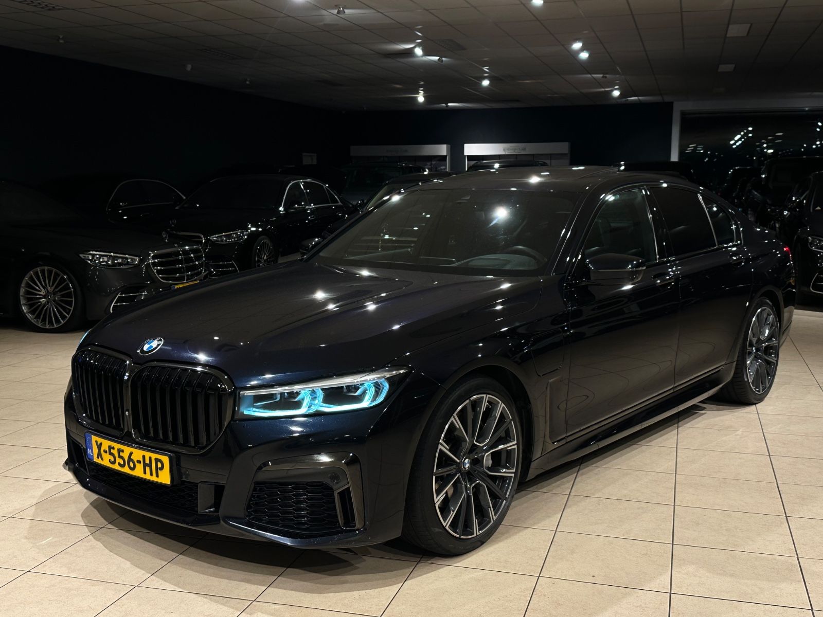 BMW 745e M-Sport/Schiebedach/HUD/Memory/360°/MWST! imagem 2