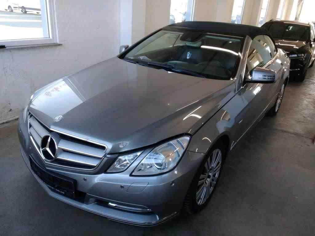 Mercedes-Benz E 200 Cabrio Elegance CGI BlueEfficiency ACC/Nav