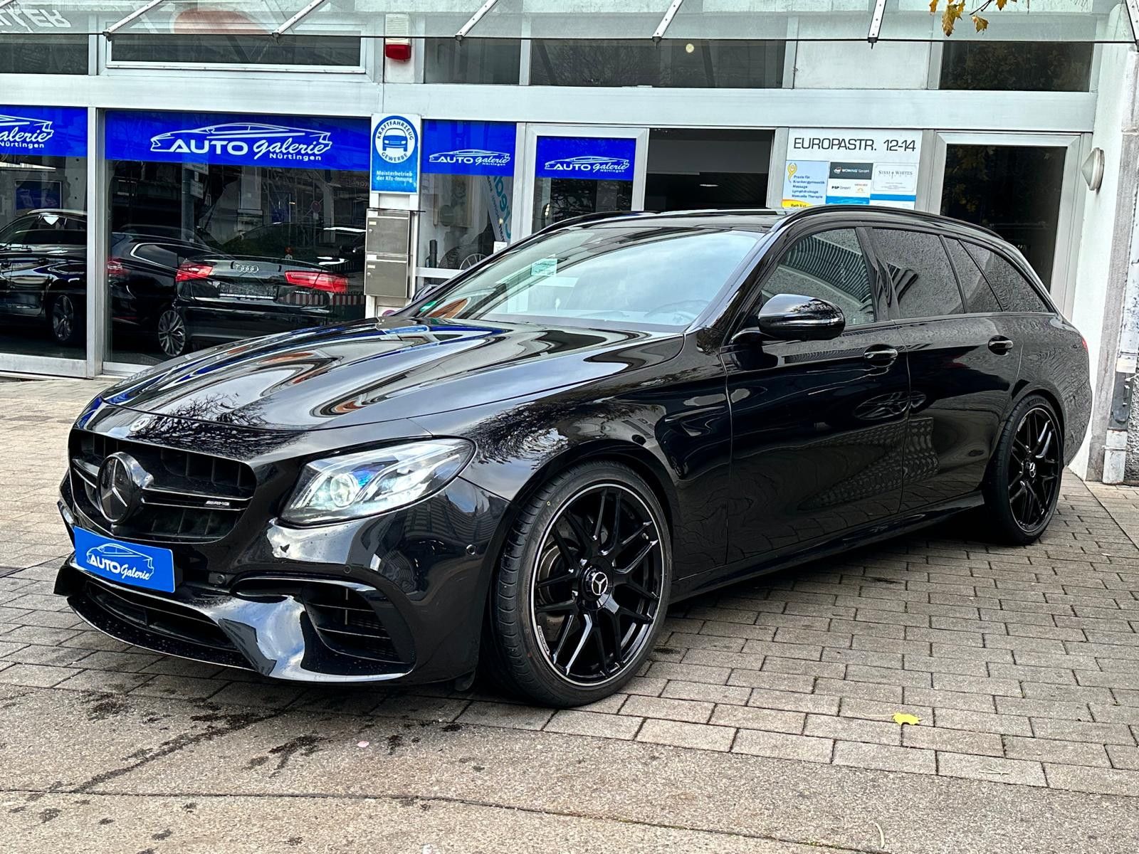 MERCEDES-BENZ E63 AMG ,Klappe, Luft- Handy-Steuerung,20" AMG