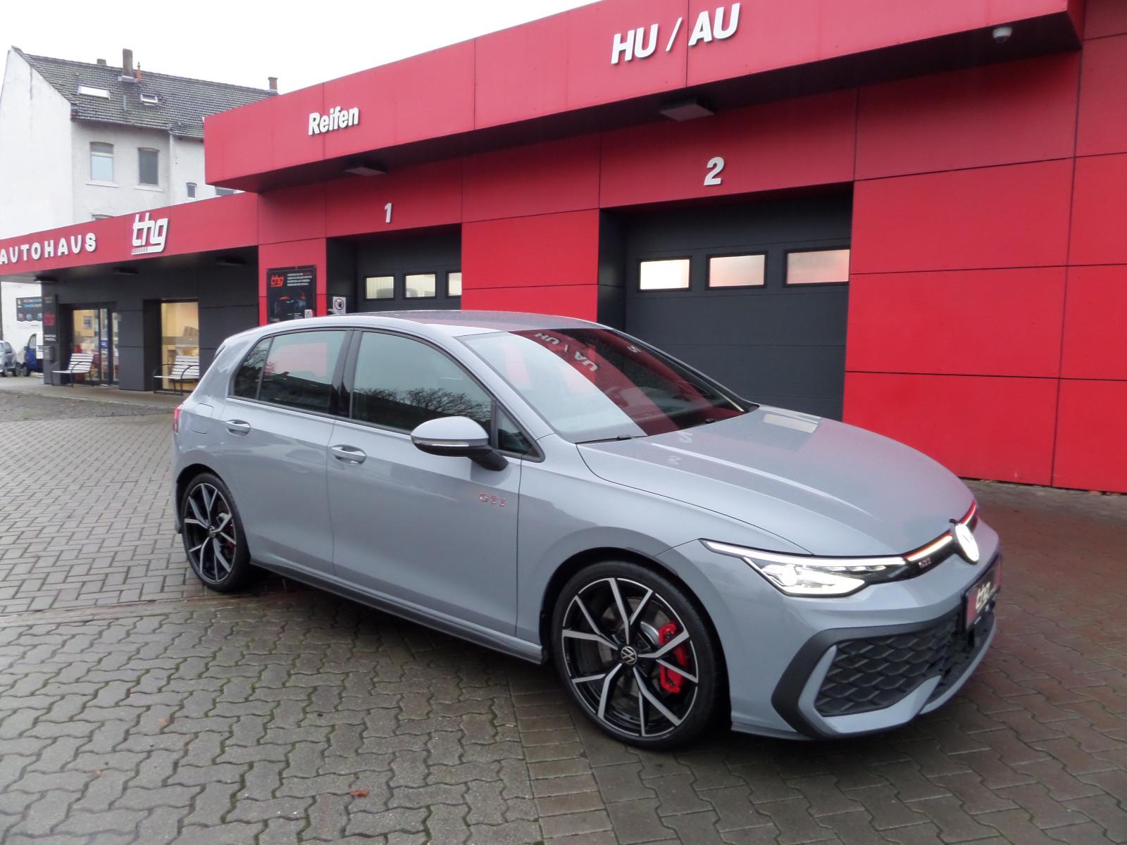 Volkswagen Golf VIII Lim. 2.0 TSI GTI AUT.-NAVI-KAMERA