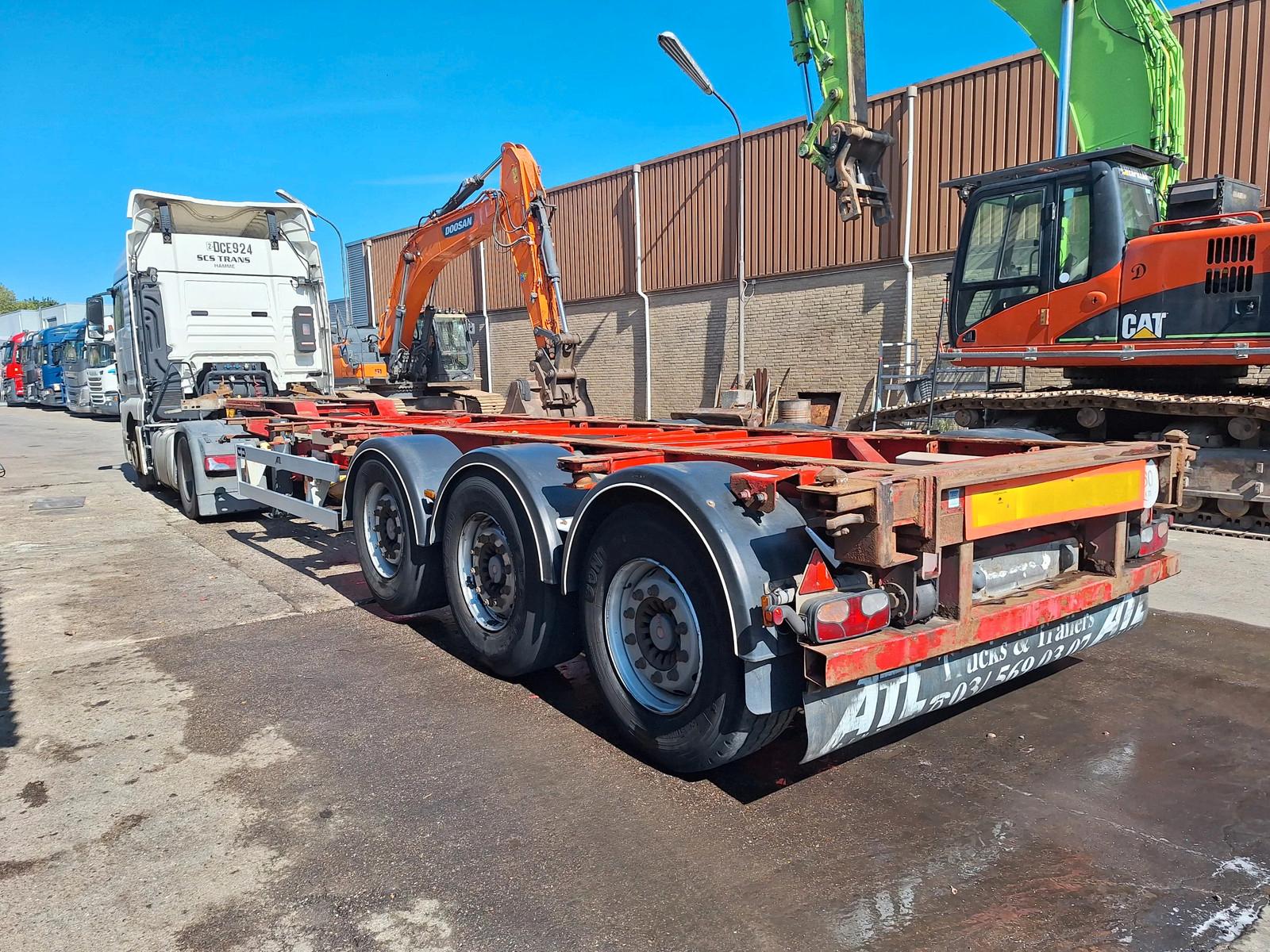 Vanhool 3B0070
