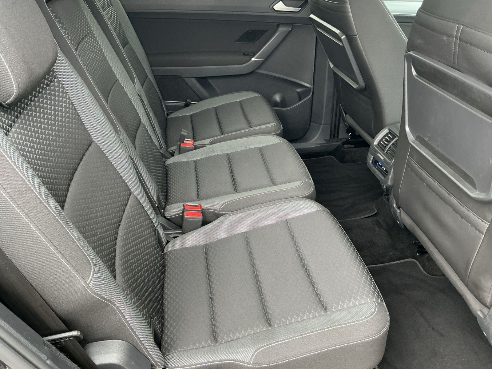Volkswagen Touran - Bild 16