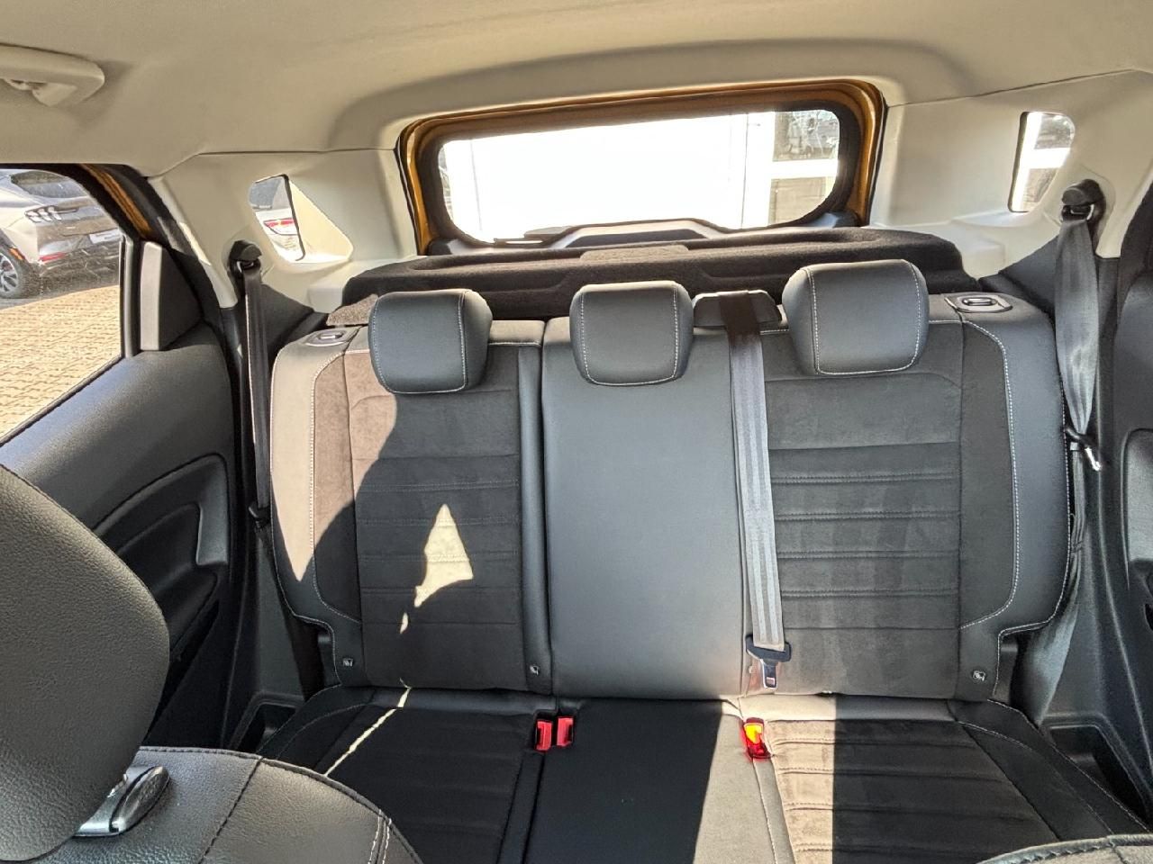 Fahrzeugabbildung Ford EcoSport ST-Line