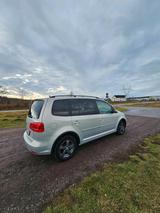 Volkswagen VW 2011  Touran 7 Sitzer  1.6 Motor  10... - Volkswagen Touran: Motor