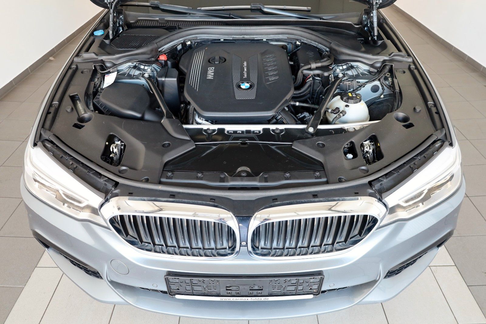 Fahrzeugabbildung BMW 530d xDrive Touring M Sport PanDach,HUD,el.AHK