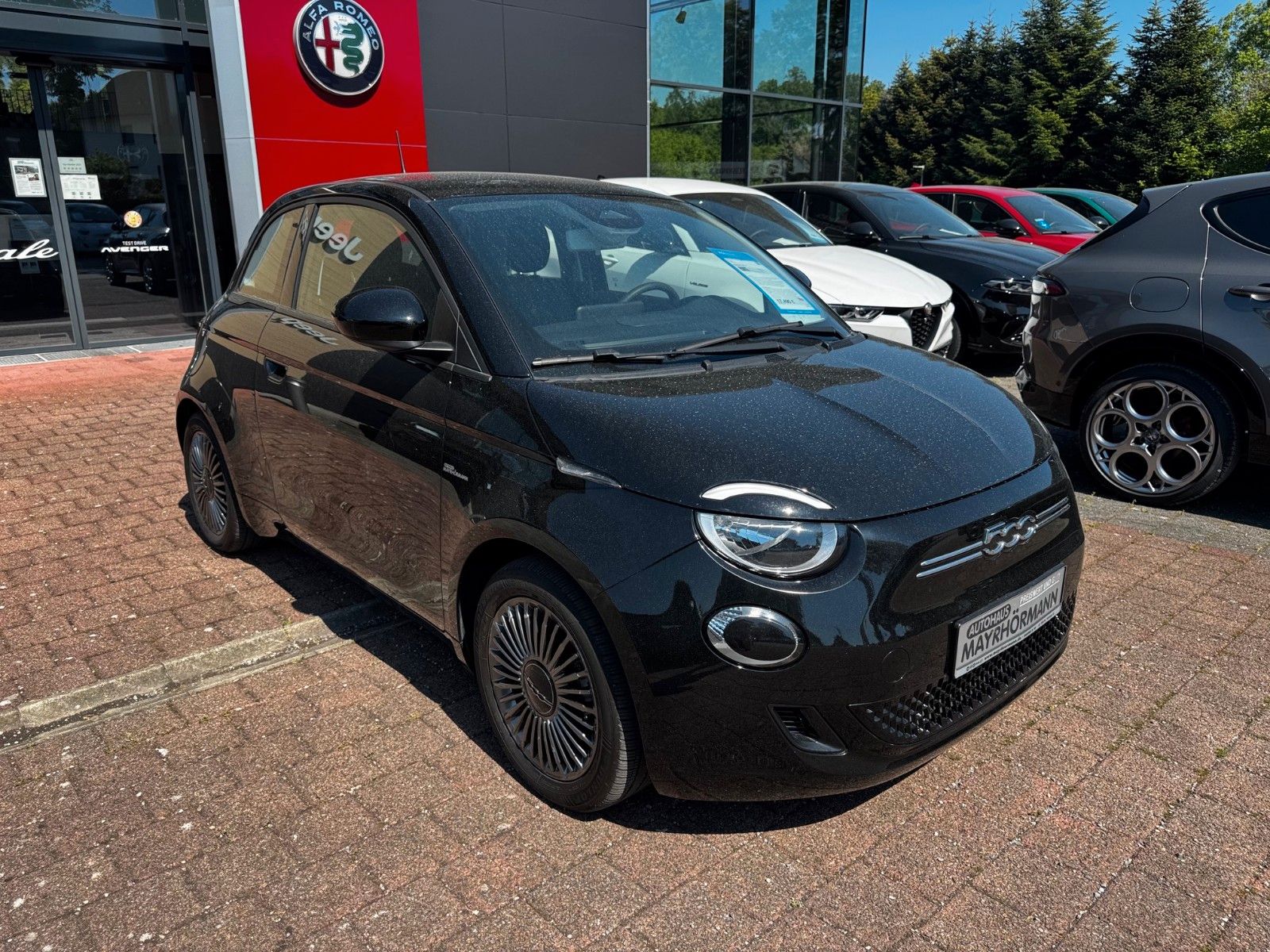 Fahrzeugabbildung Fiat 500 e Icon