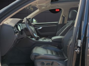 Volkswagen Touareg - 10