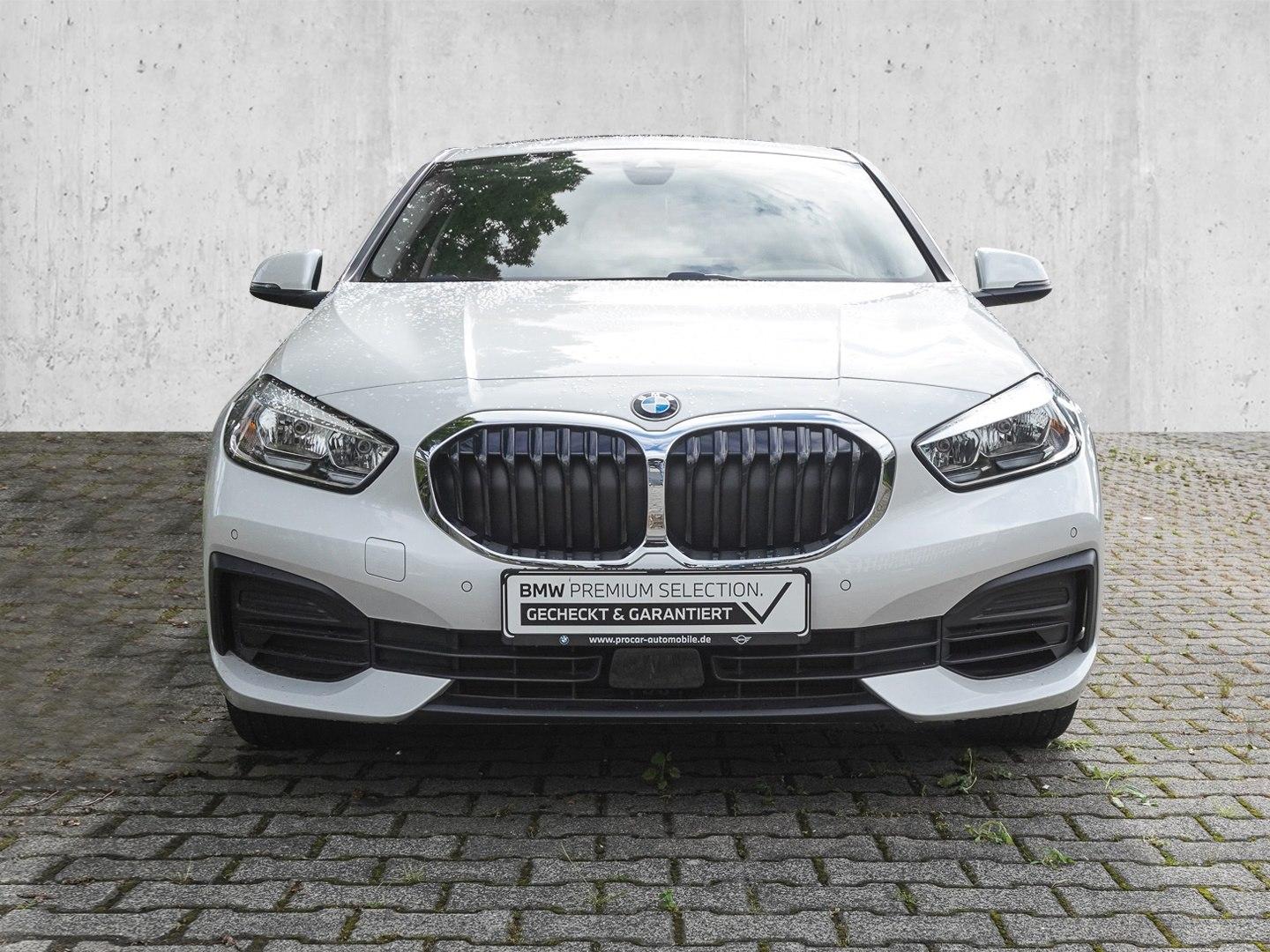 BMW 118i Advantage PANO NAVI PDC V+H DAB Tempomat