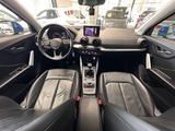 Audi Q2 design,Vollleder,NAVI,KAMERA,SCHECKHEFT,LED - blaue Audi Q2