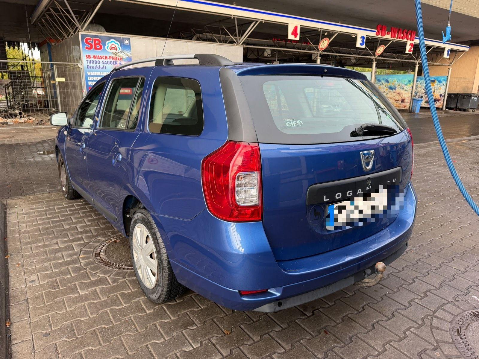 Dacia Logan 2015 — салон