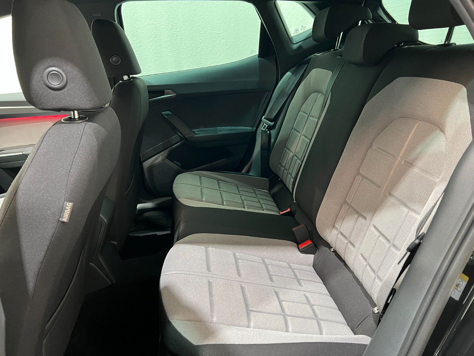 Fahrzeugabbildung SEAT Ibiza 1.0 TSI 85kW FR DSG 18"ALU