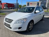 Kia cee'd Sportswagon 1.4 Sitzh. Klimaanlage - Kia aus 2008: Cee D