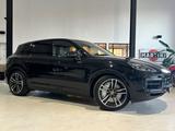 Porsche Cayenne Turbo *Soft-Close,Pano,Chrono,ACC,PDLS+* - Porsche: Turbo