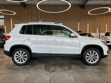 Volkswagen Tiguan Sport & Style 4Motion *2. Hand*Klima*Navi