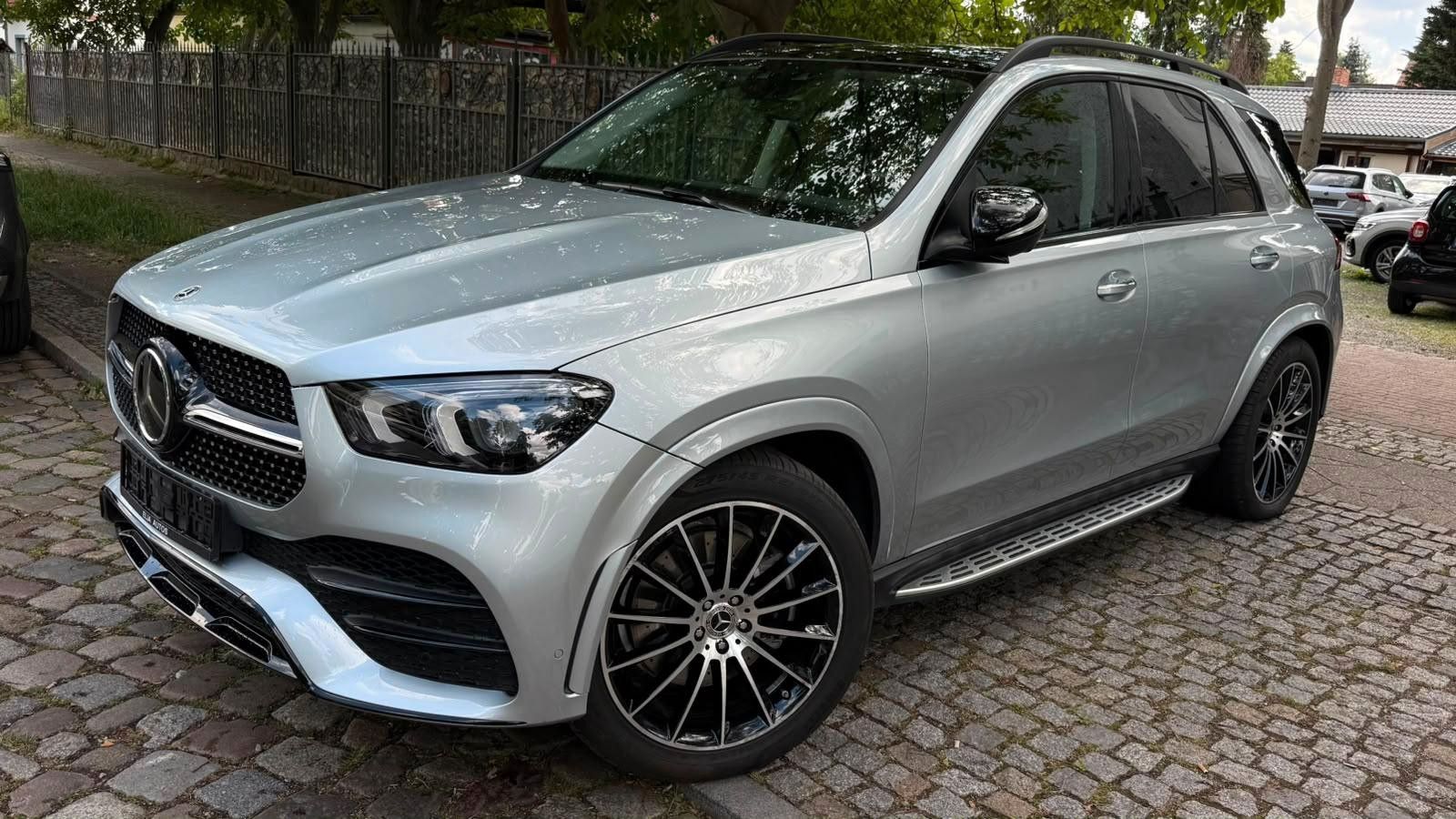 Mercedes-Benz GLE 300 D 4Matic AMG foto 3