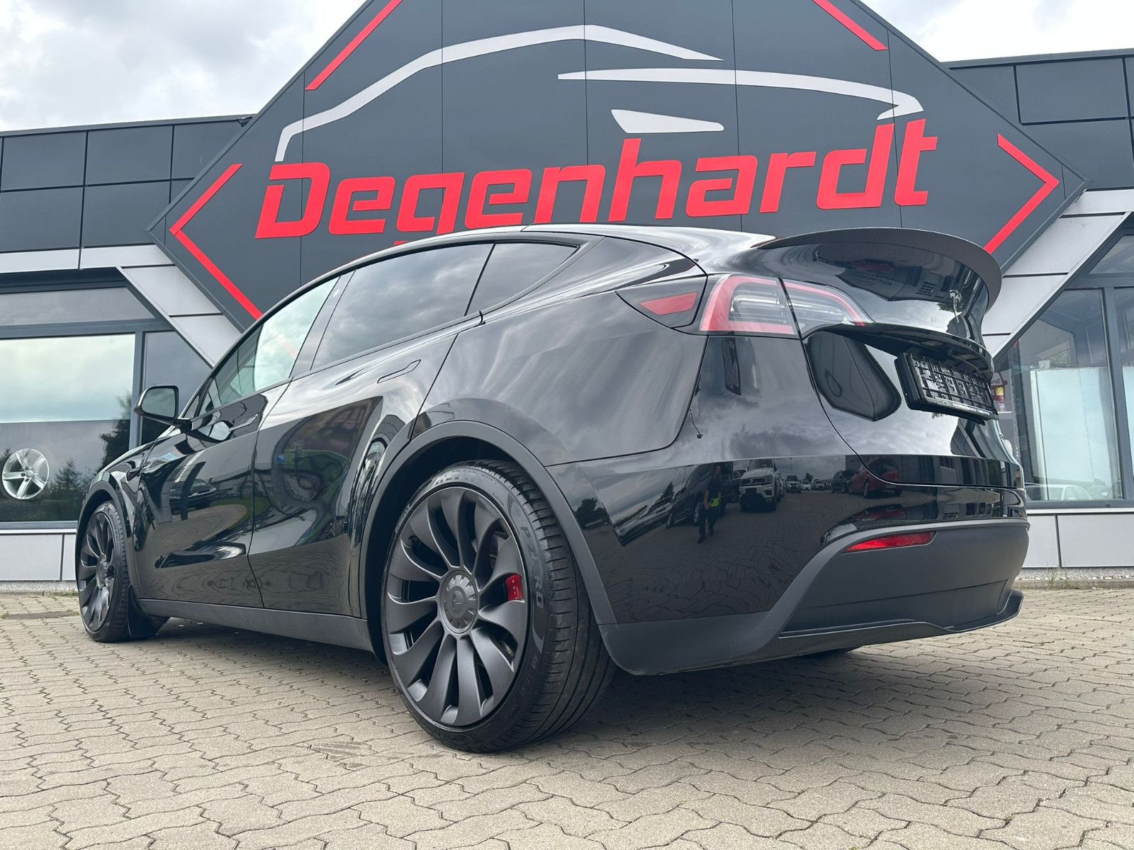 Tesla Model Y Performance Matrix AHK foto 5