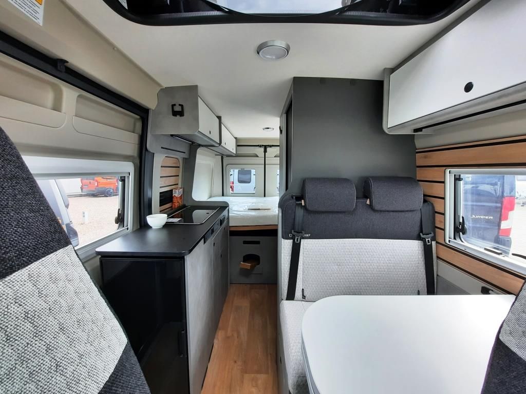 Fahrzeug Übersicht 6 Fahrzeugabbildung Crosscamp ELMNT 6.0 DS Verfüg./Sparen Sie 1.299,- €