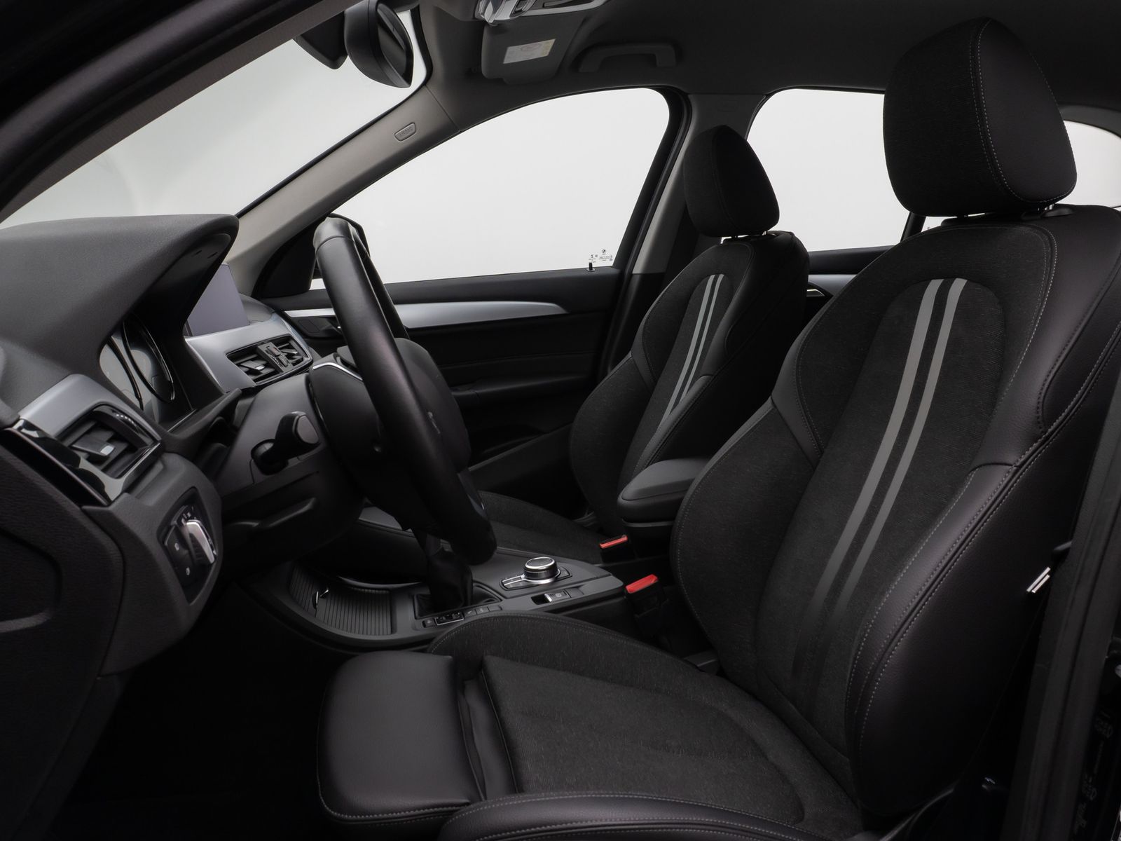 Fahrzeugabbildung BMW X1 xD25e Kamera DAB Komfort Sportsitz Parkassist