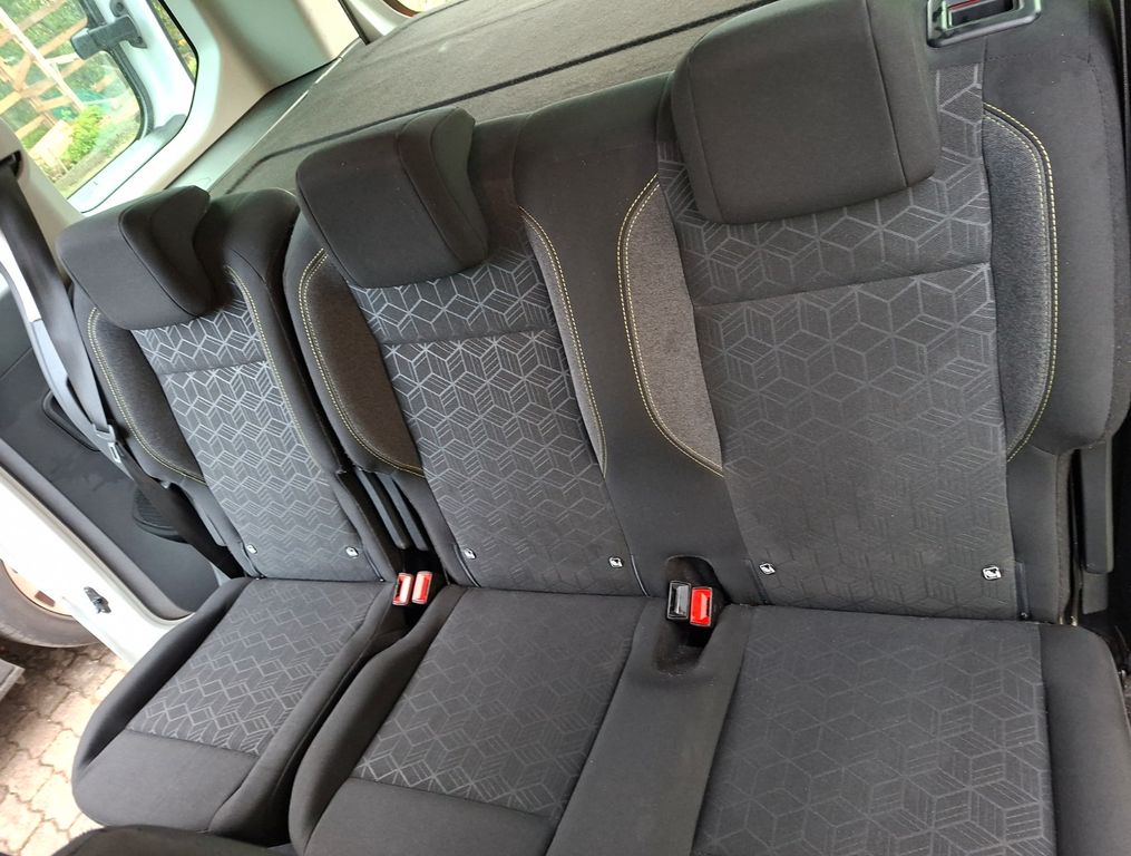 Image of Peugeot Rifter