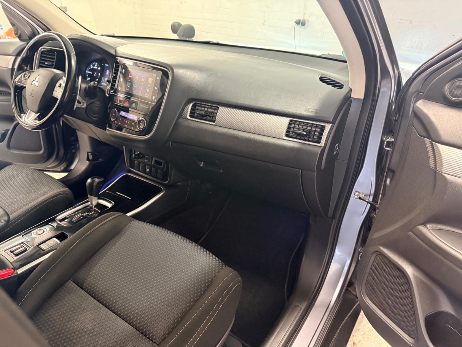 Mitsubishi Outlander 2.2 DI-D Edition 100+ 4WD Aut AHK