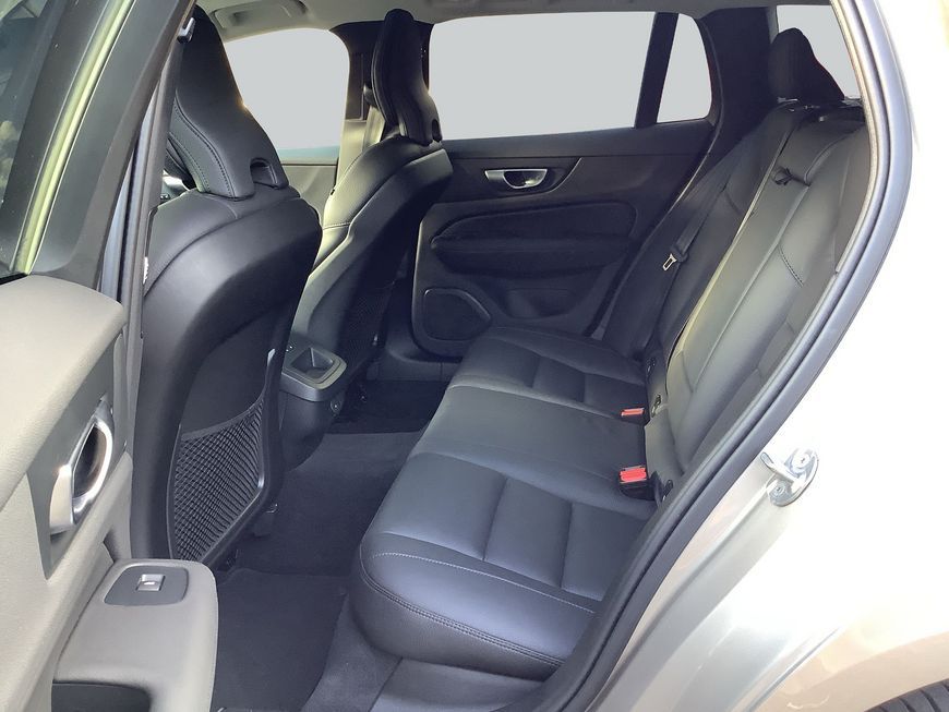 Volvo V60 B4 B DKG Plus Dark Pano*Head-up*360°View foto 11