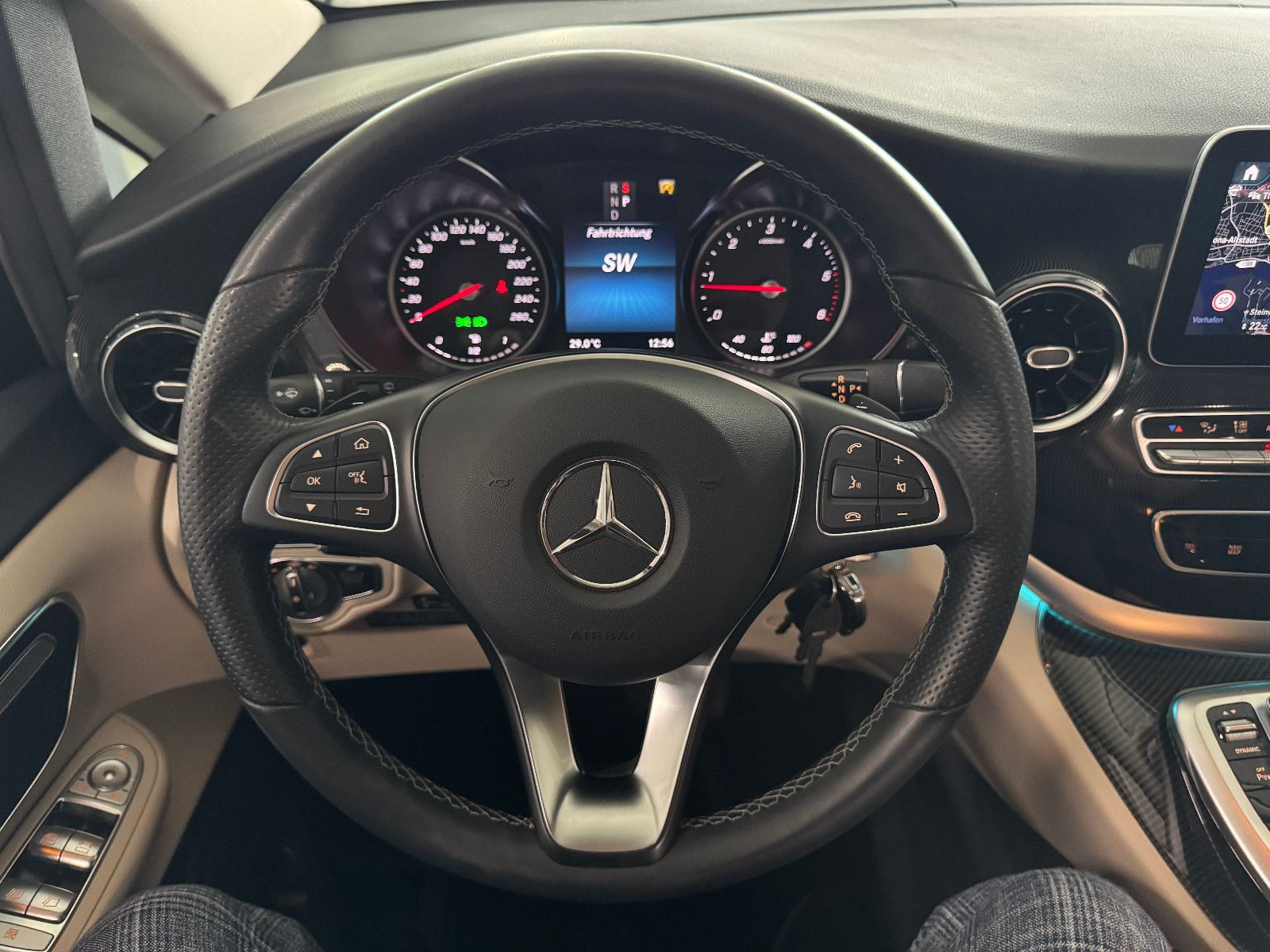 Fahrzeugabbildung Mercedes-Benz V 220 d 9GT MARCO POLO SPORTPAKET AHK LED MBUX+