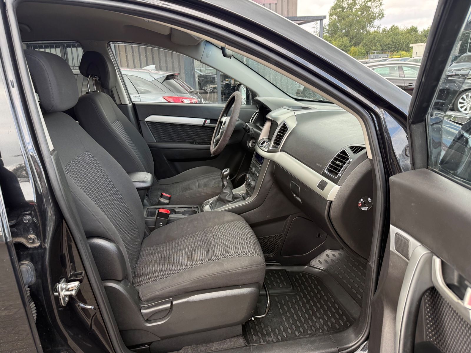 Captiva 2.4 LS 2WD*SCHECKHEFT*6-GANG*SCHALTEGETR