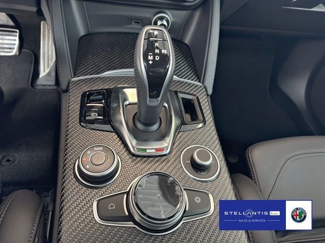 Alfa Romeo Stelvio - Bild 14