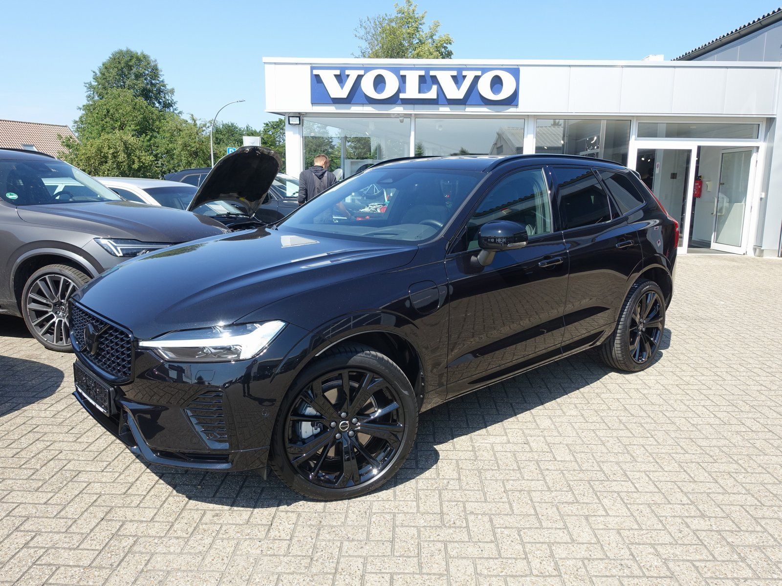 Volvo XC60 Black Edition Ultra T8 AWD HUD/PANO/360°KAM