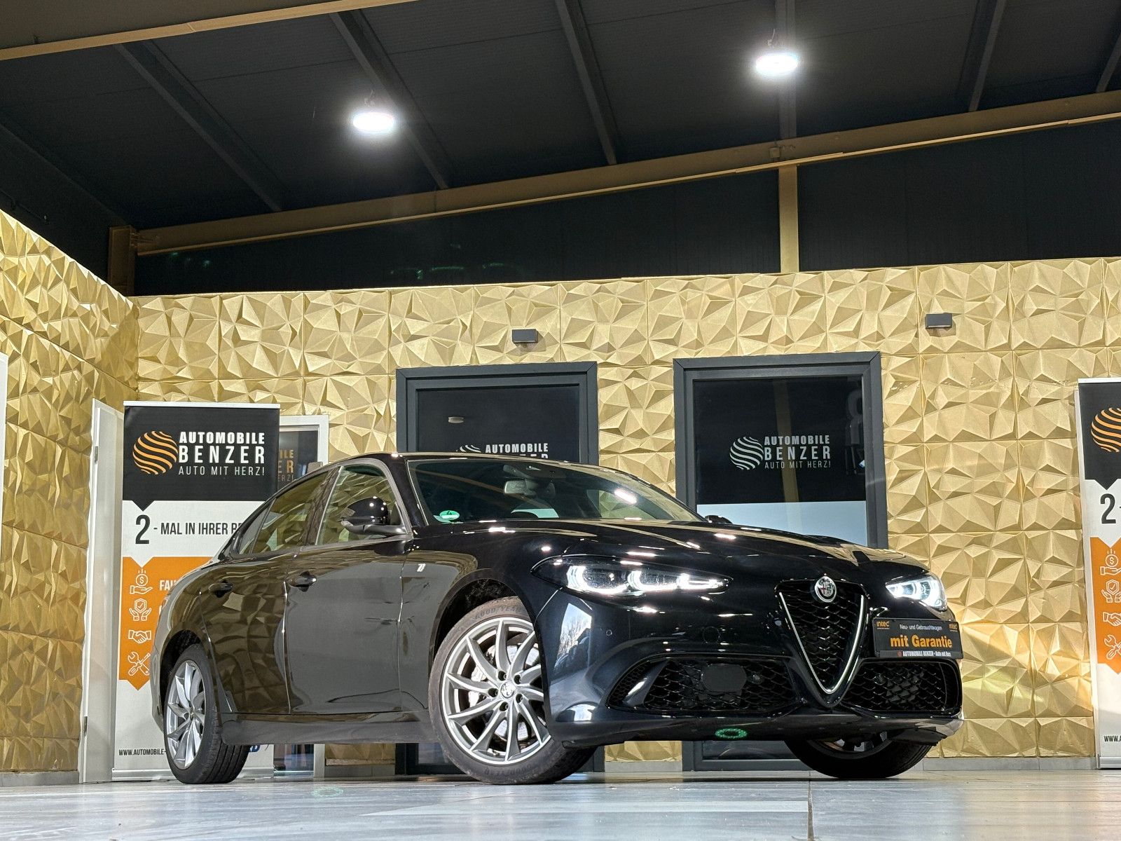Fahrzeugabbildung Alfa Romeo Giulia Ti Q4/MEMORY/KAMERA/NAVI/ACC/APPLE/SHZ