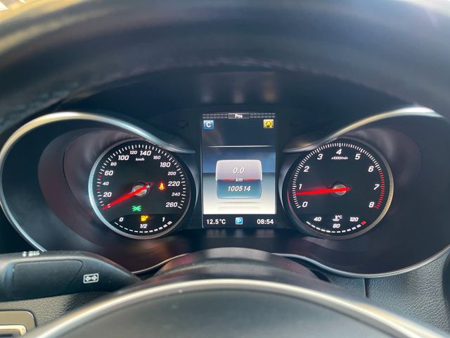 Mercedes-Benz C 200 CGI *LED*NAVI*PDC*LEDER*AMG*