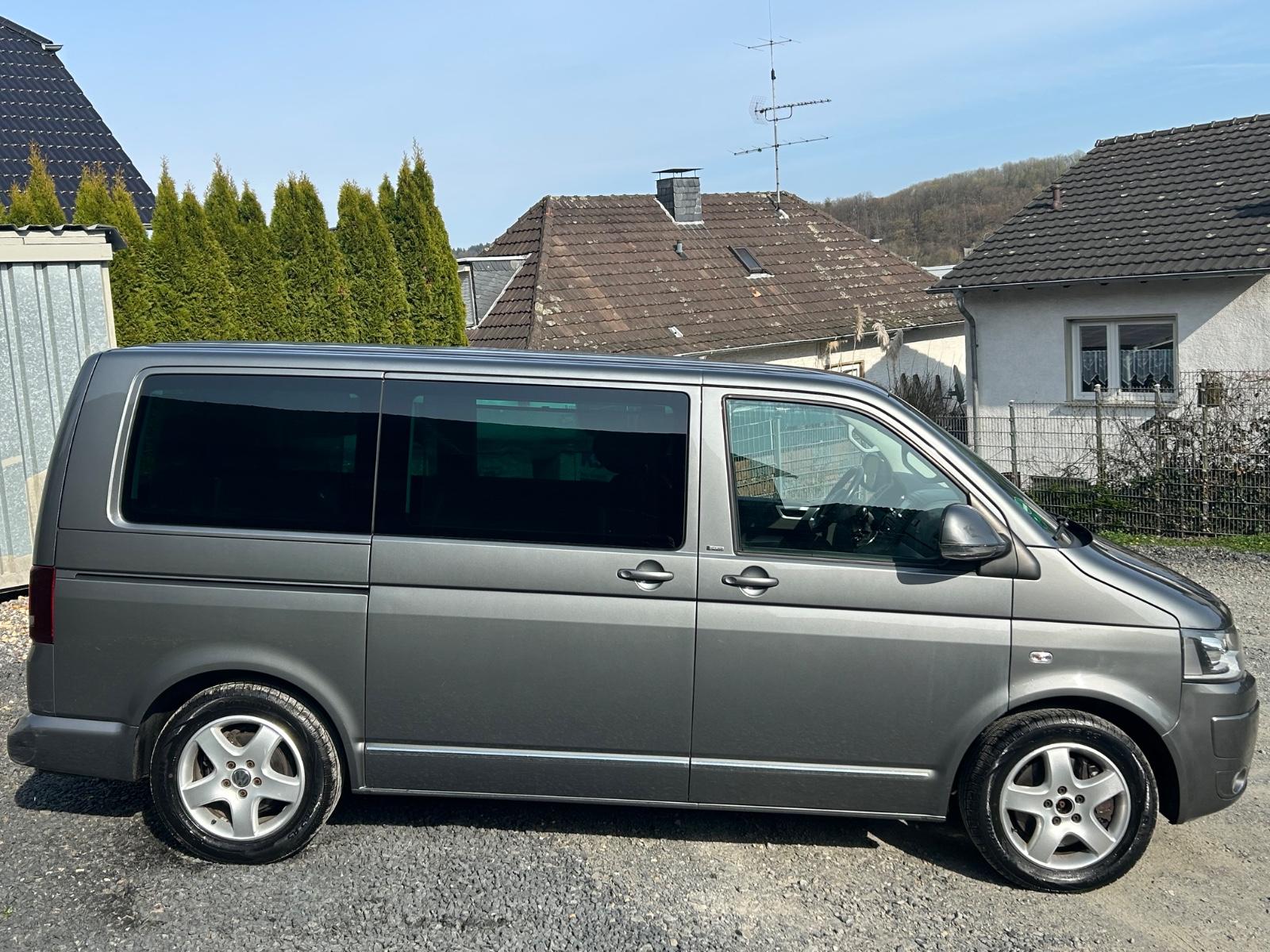 Volkswagen T5 Multivan CUP XENON NAVI DSG