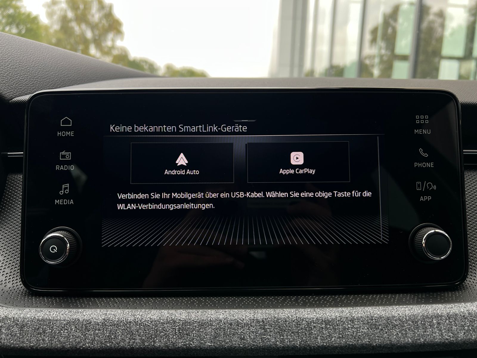 Fahrzeugabbildung SKODA Kamiq DRIVE 1,0 TSI DSG *Matrix LED, Smart Link,