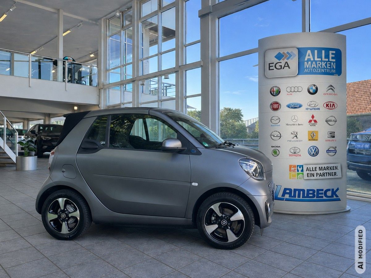Smart ForTwo EQ cabrio*EXCLUSIVE*22kW*CAM*MEDIA*ALLW*L imagem 2